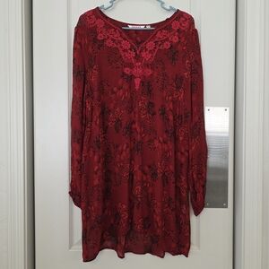 Embroidered Red Floral Long-Sleeve Dress